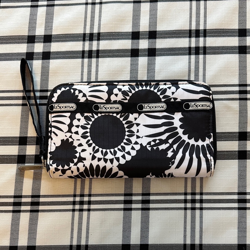 LeSportsac Monochrome Floral Wristlet